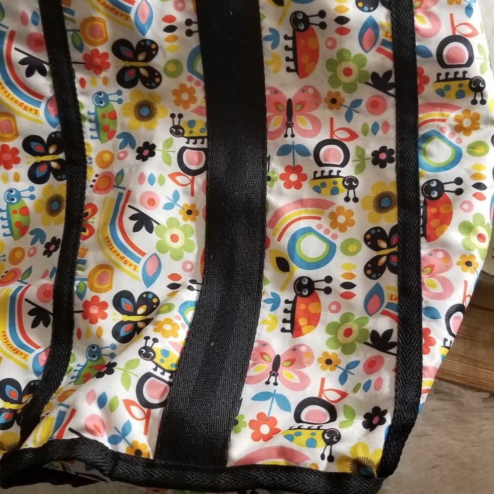Lesportsac - image 8